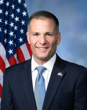 Molinaro honoring Vietnam War Veterans in Cortland County