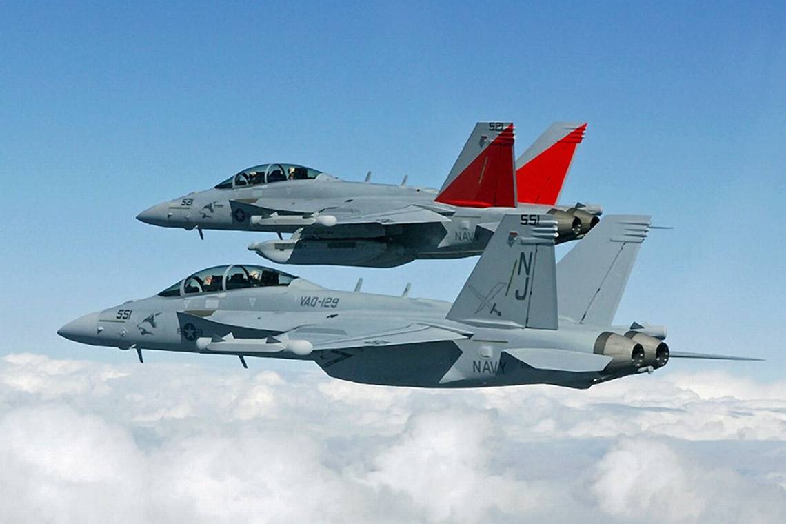 Navy aircraft crashes near Mount Rainier. Two crew members onboard reported missing