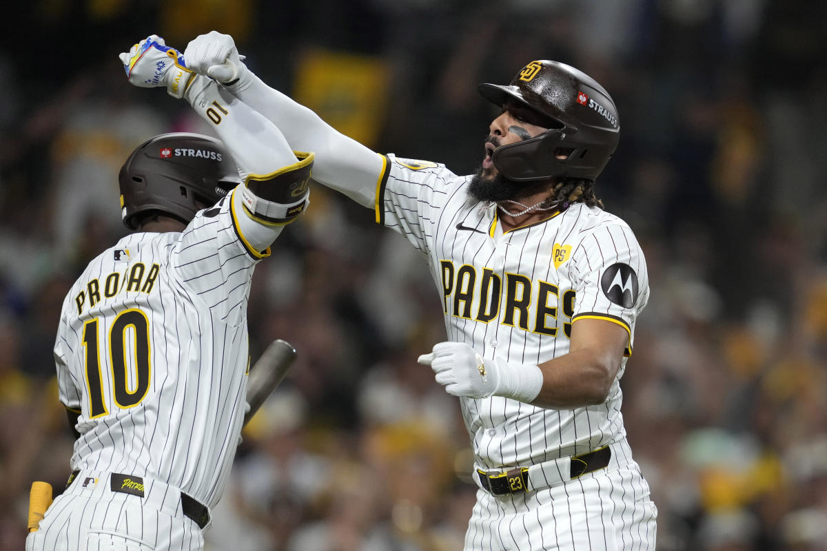 ‘No fear’: Padres aren’t scared of the Dodgers, and now LA is on the brink again