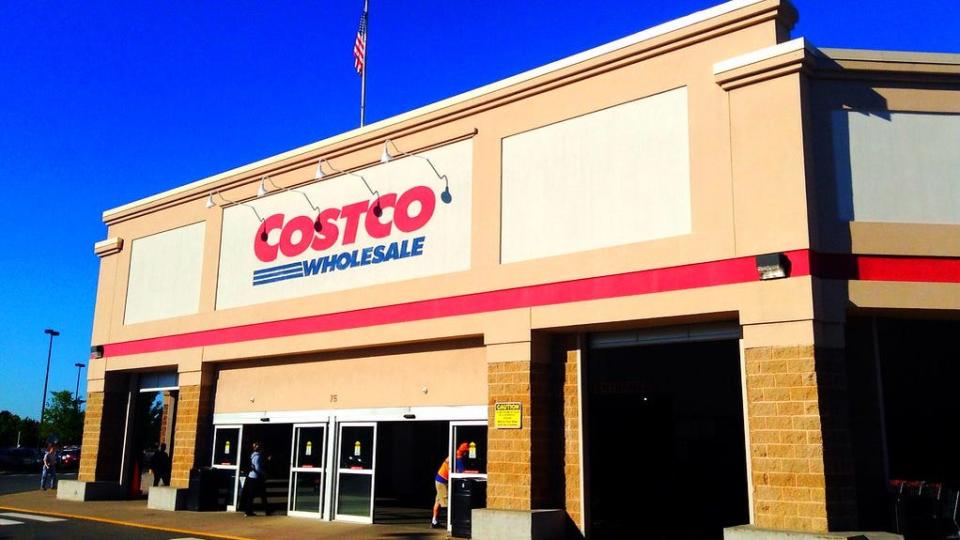 Platinum Hits Costco Shelves: Why The Retail Giant Is Selling ,089 Bars To Its Members