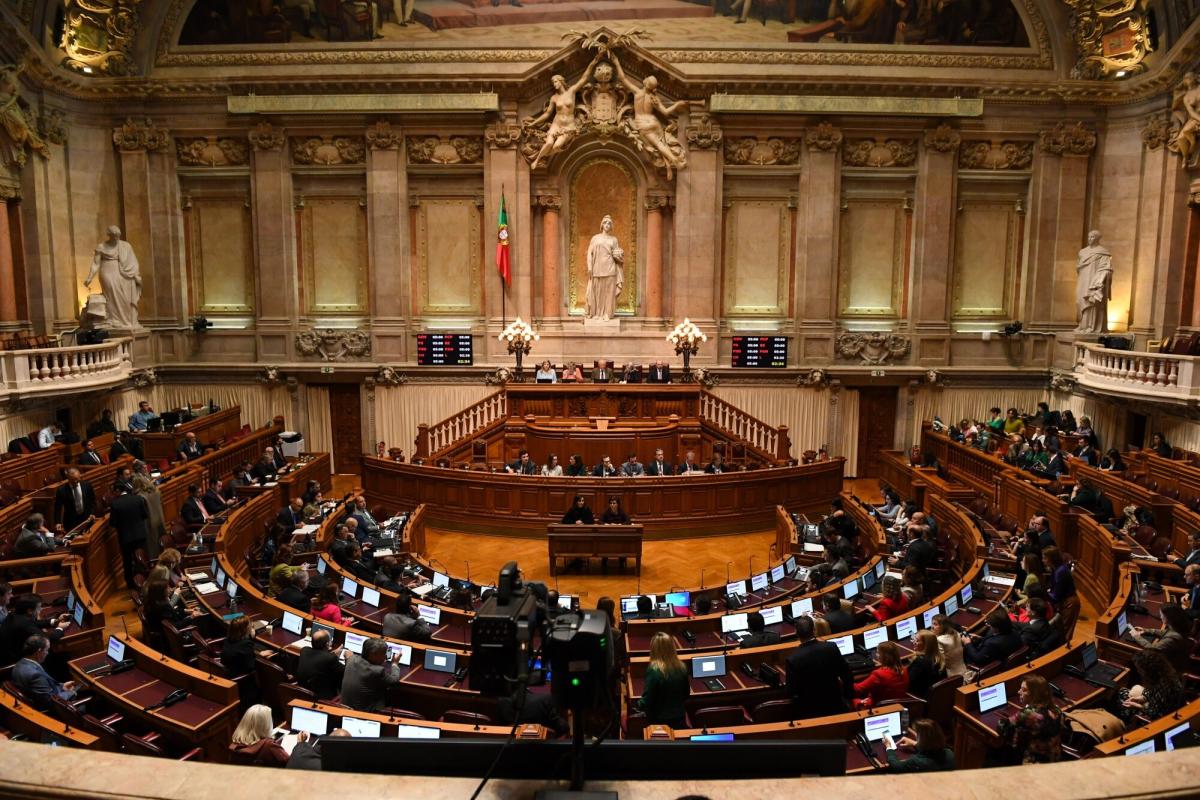 Portugal’s Opposition to Let Minority Government’s Budget Pass