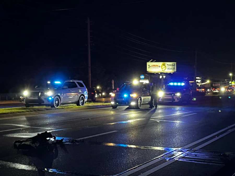 UPDATE: Multiple students injured after crash in Destin Friday night