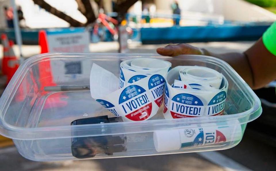 Want to vote before Election Day in South Florida? Here’s where — and tips to follow