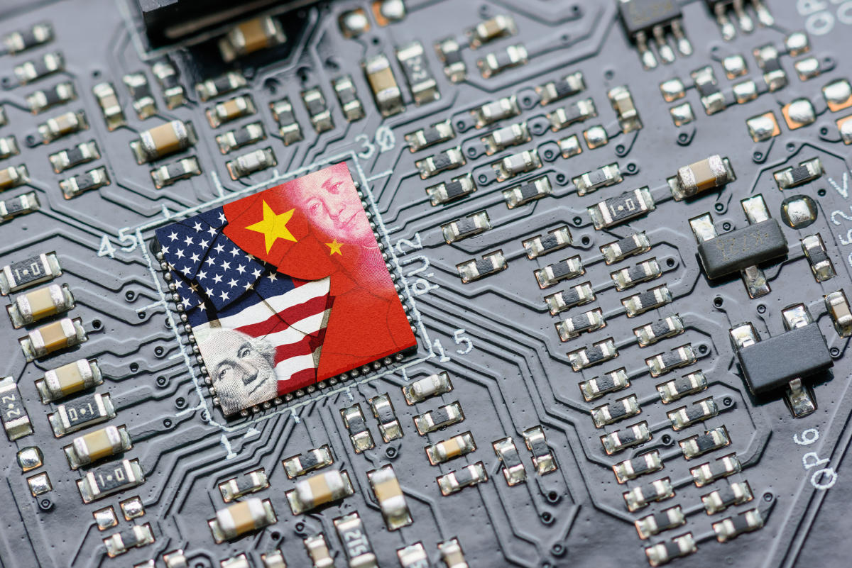 Why Taiwan Semiconductor Manufacturing Stock Stumbled Monday Morning