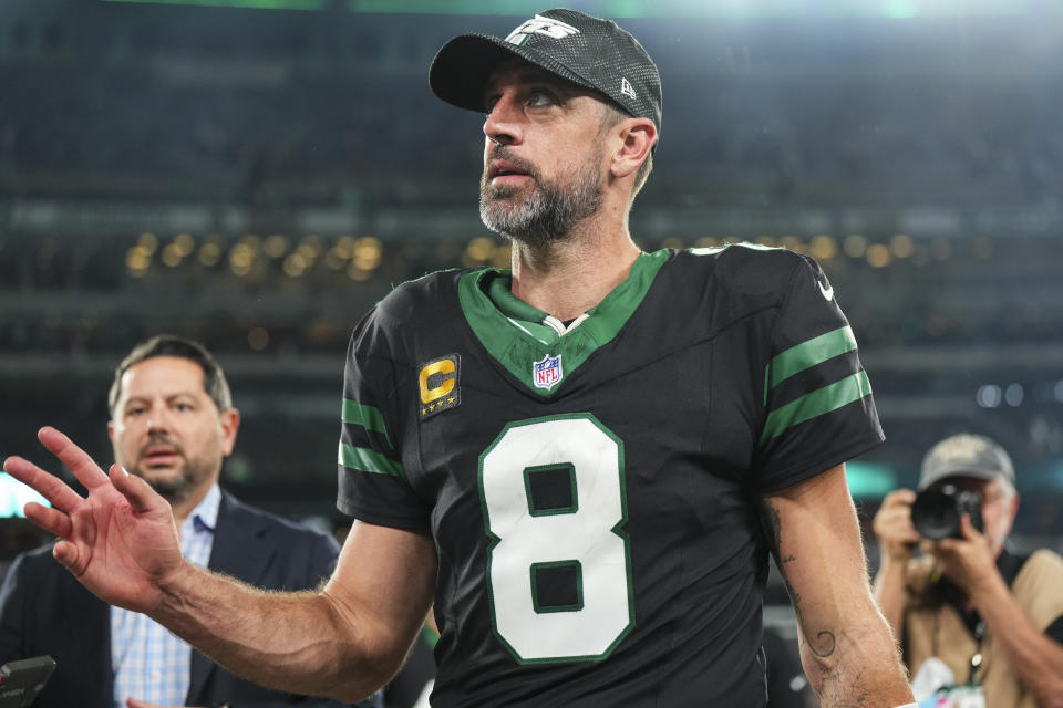 Aaron Rodgers says he wants to play for Jets again next season