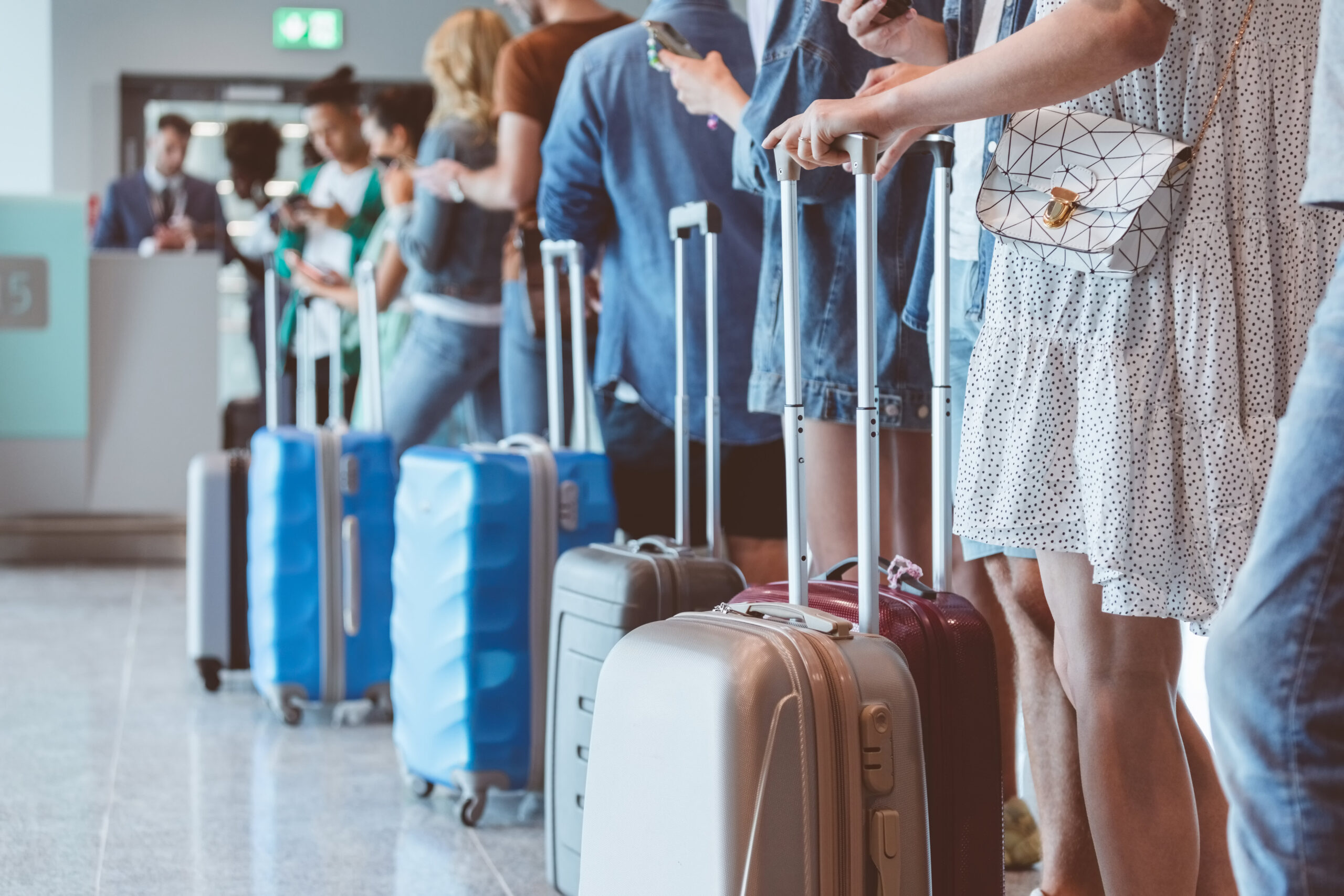 American Airlines to shame boarding line cutters with new technology