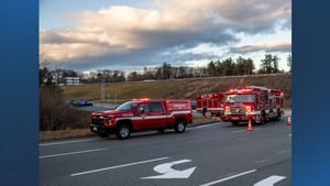 Authorities identify 3 people killed in car wreck on I-93 ramp in New Hampshire