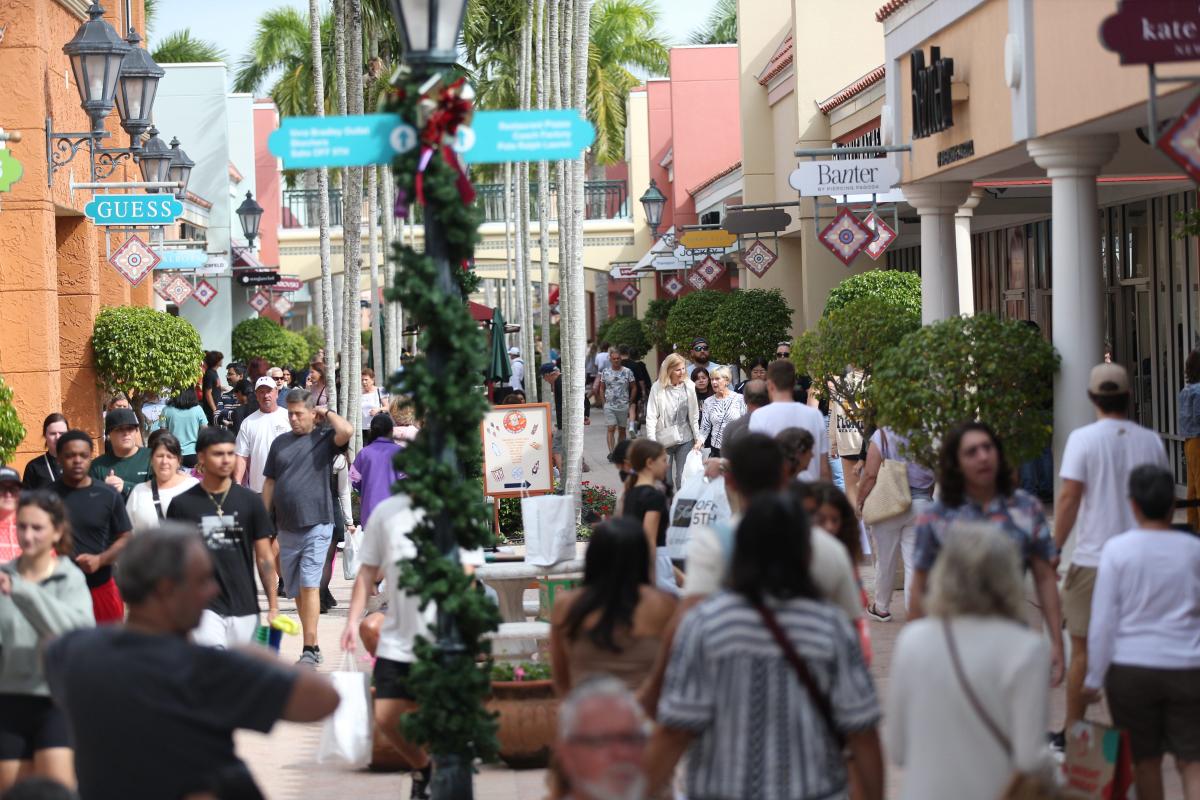 Black Friday in Fort Myers, Florida: What time do stores like Bass Pro, Home Depot open?