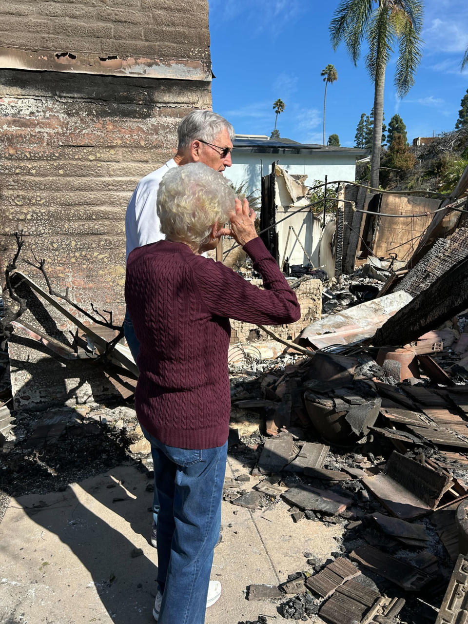 California couple of 63 years loses nearly everything in Mountain Fire except their wedding album