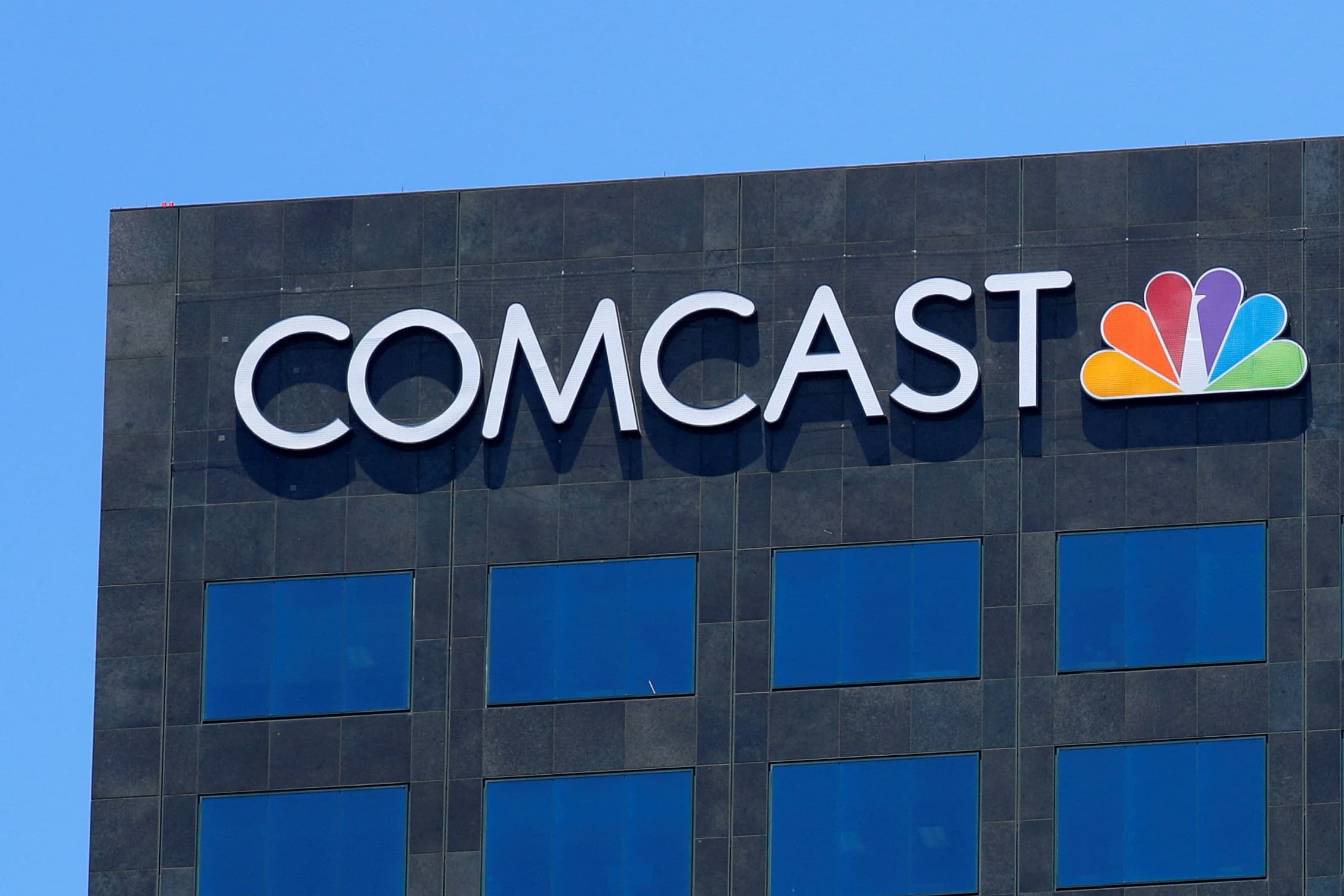 Comcast will announce the spinoff of cable networks Wednesday, CNBC source says