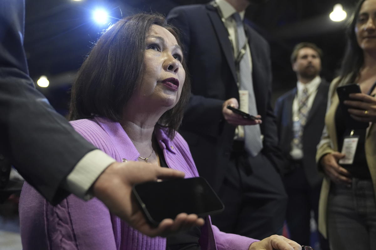 Duckworth rips into Hegseth: ‘He is unqualified for the position’