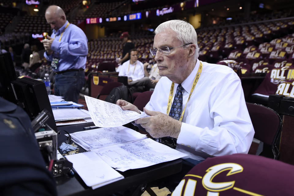 Hubie Brown, 91, in final season calling NBA games with ESPN