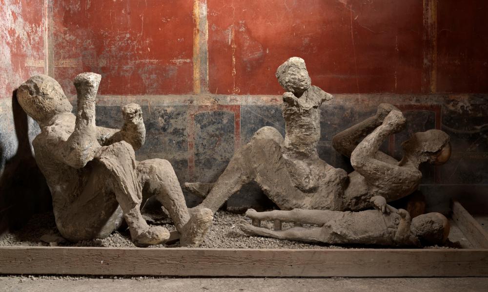 Identity of casts of victims at Pompeii not all they seem, research suggests