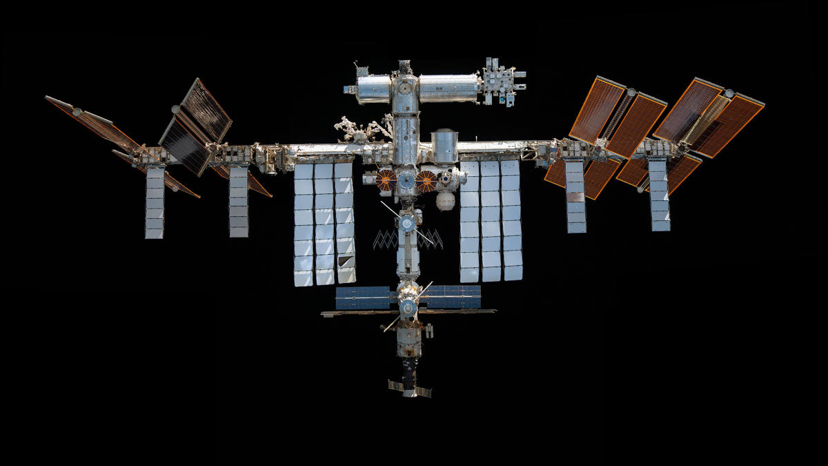 ISS Crew Seals Russian Cargo Ship Due to ‘Toxic’ Smell