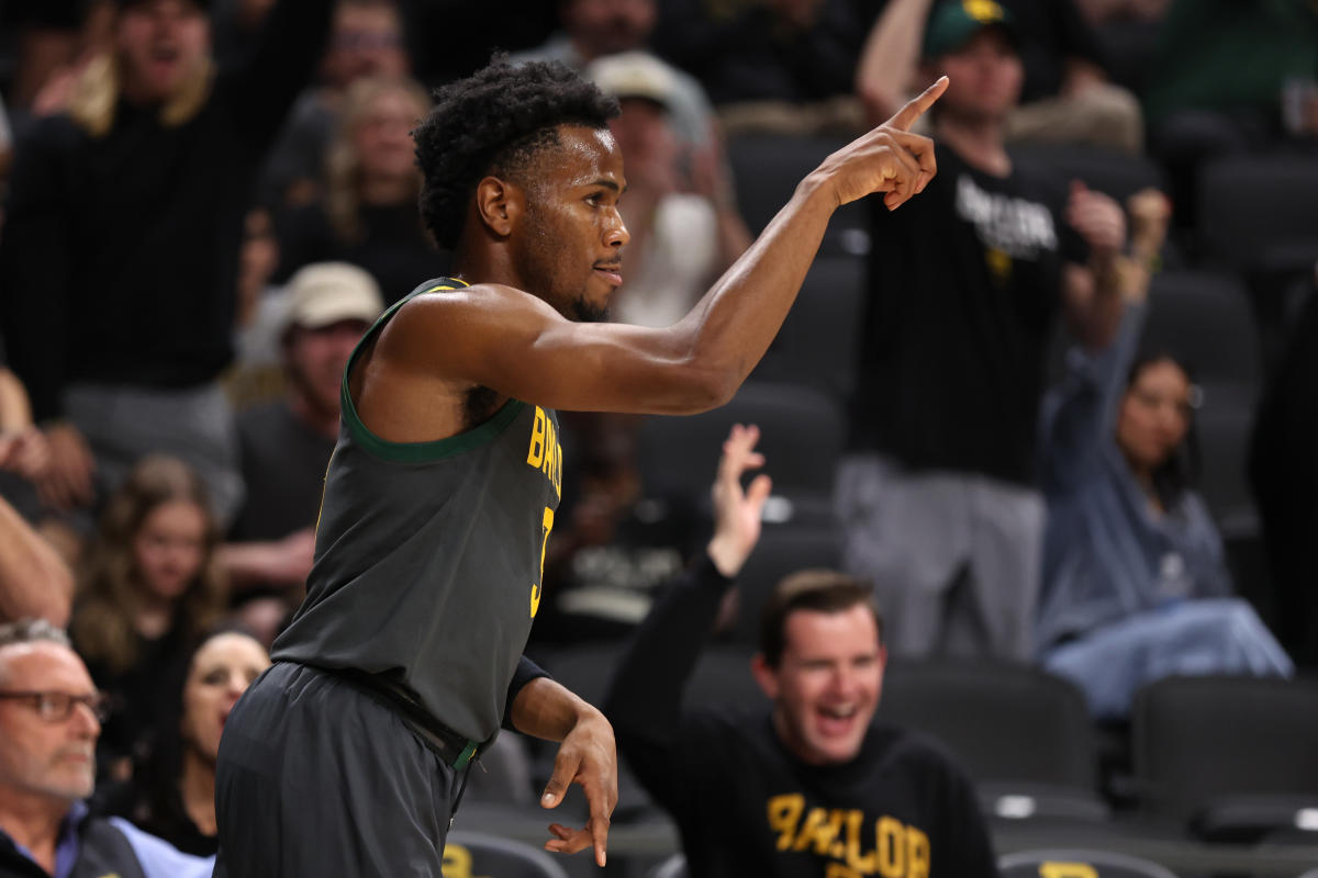 Jeremy Roach’s buzzer-beating 3-pointer gives Baylor 99–98 win over St. John’s in double OT