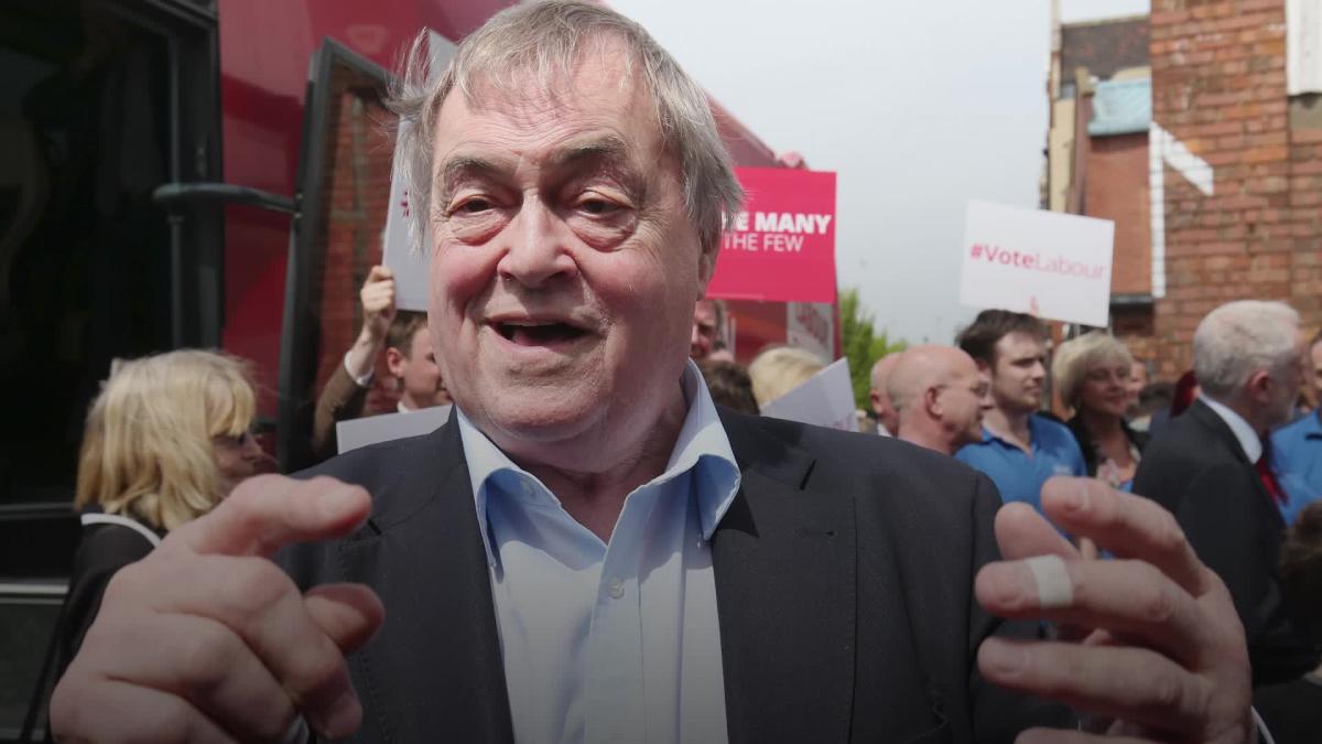 Lord Prescott dies aged 86