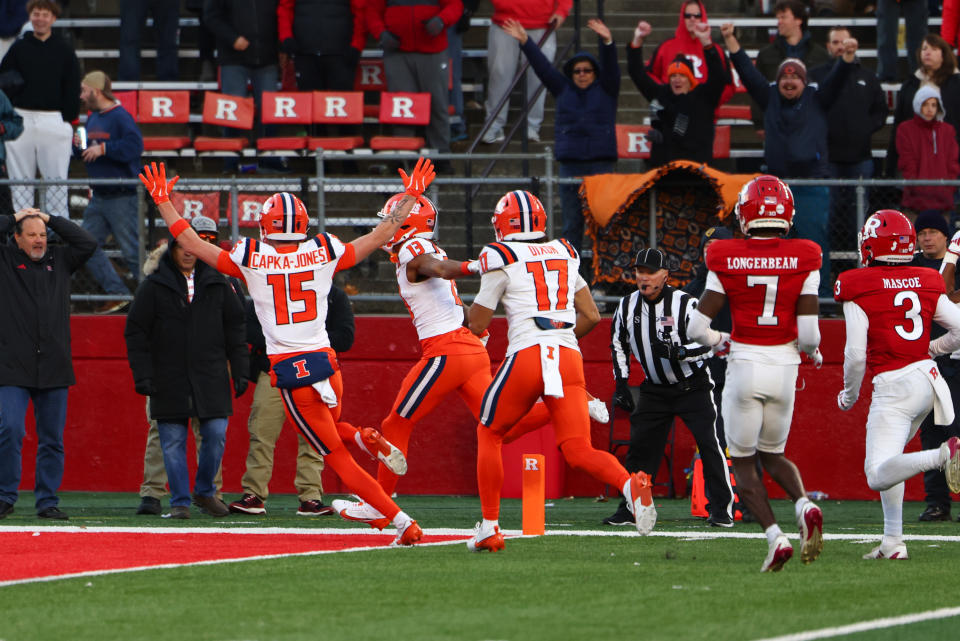 No. 25 Illinois gets 40-yard TD with 4 seconds left for 38–31 win over Rutgers