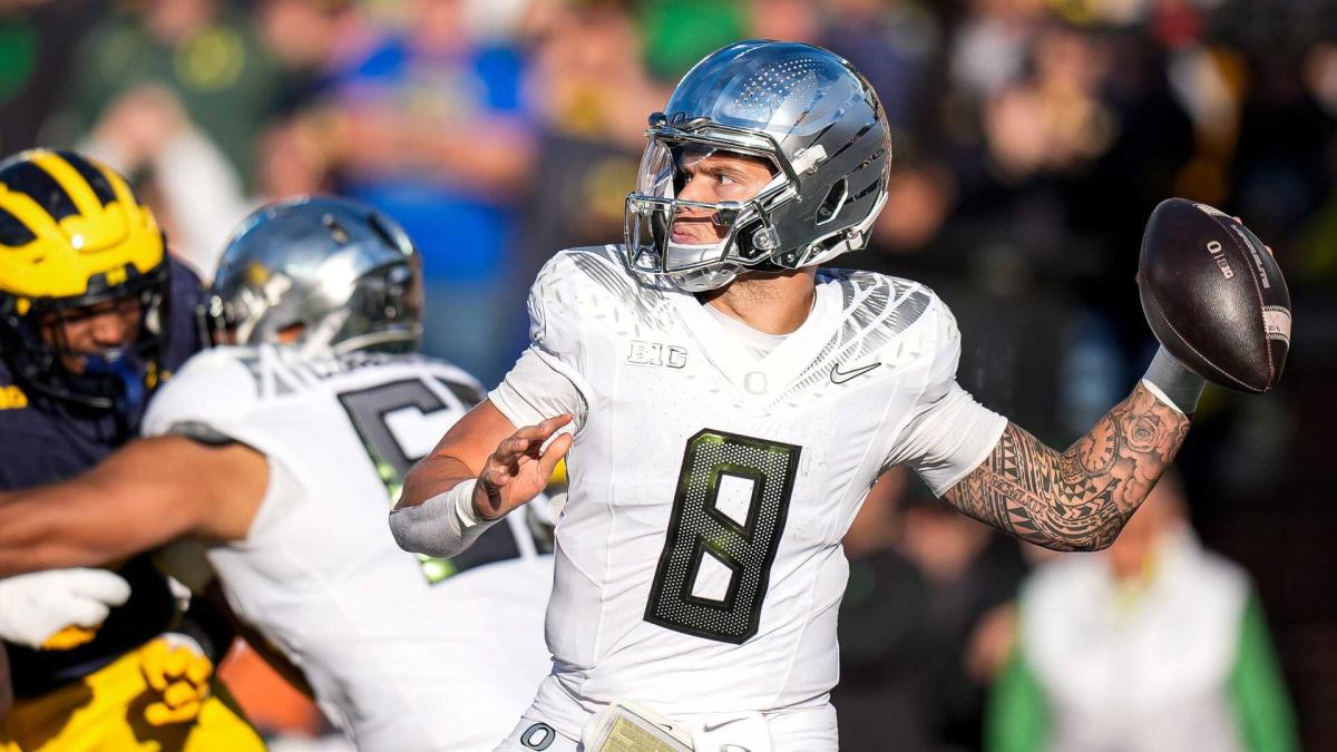 Oregon Ducks vs. Maryland Terrapins prediction: Odds, expert picks, QB matchup, betting trends, and stats