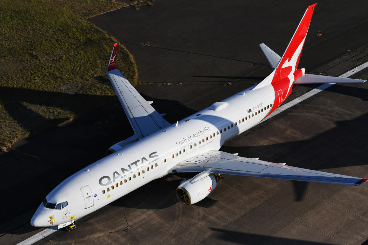 Passengers ‘jolted’ after Qantas plane suffers engine failure