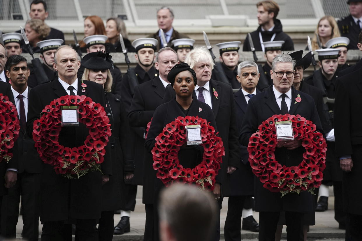 Remembering Armistice Day: Starmer joins Macron to celebrate Franco-British friendship in Paris