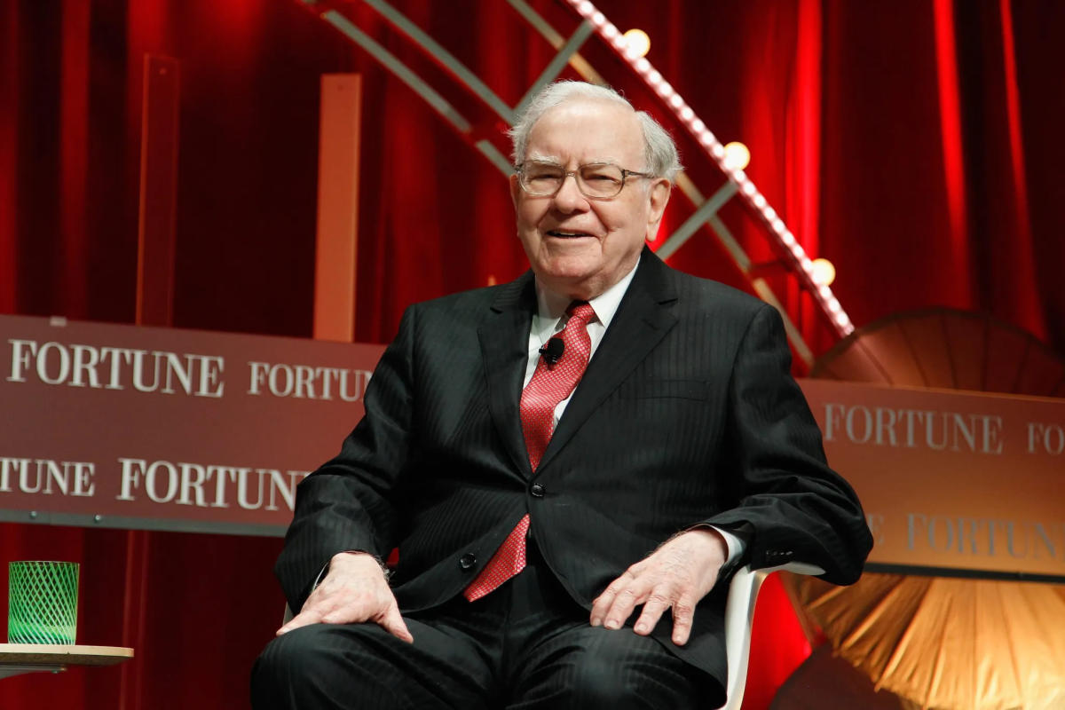 The stock market is hot. So why is Warren Buffett sitting on the sidelines?