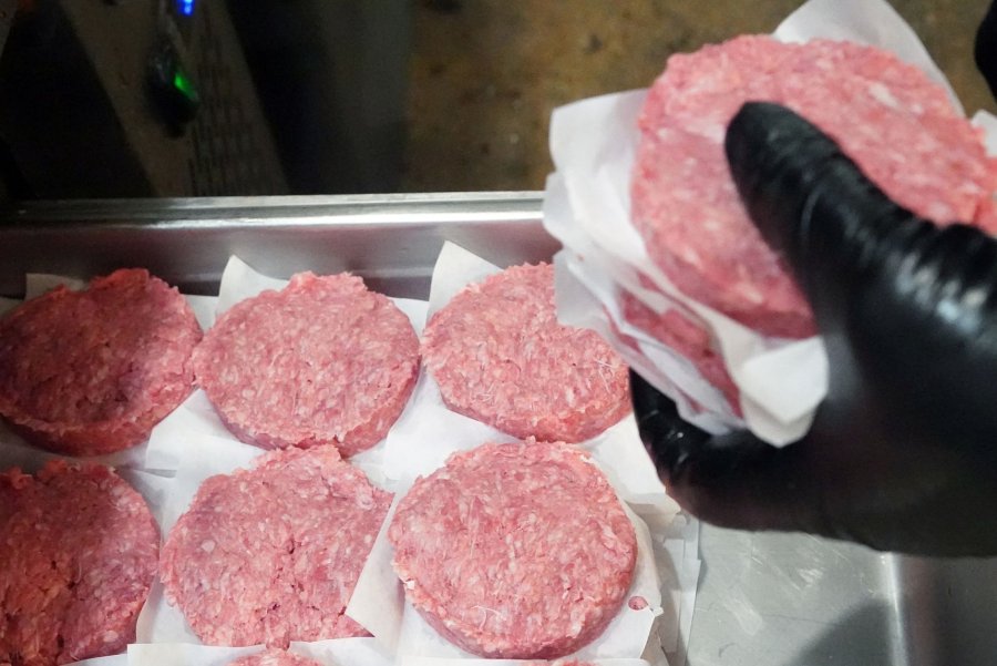 USDA recalls 167K pounds of contaminated ground beef from Mich. producer