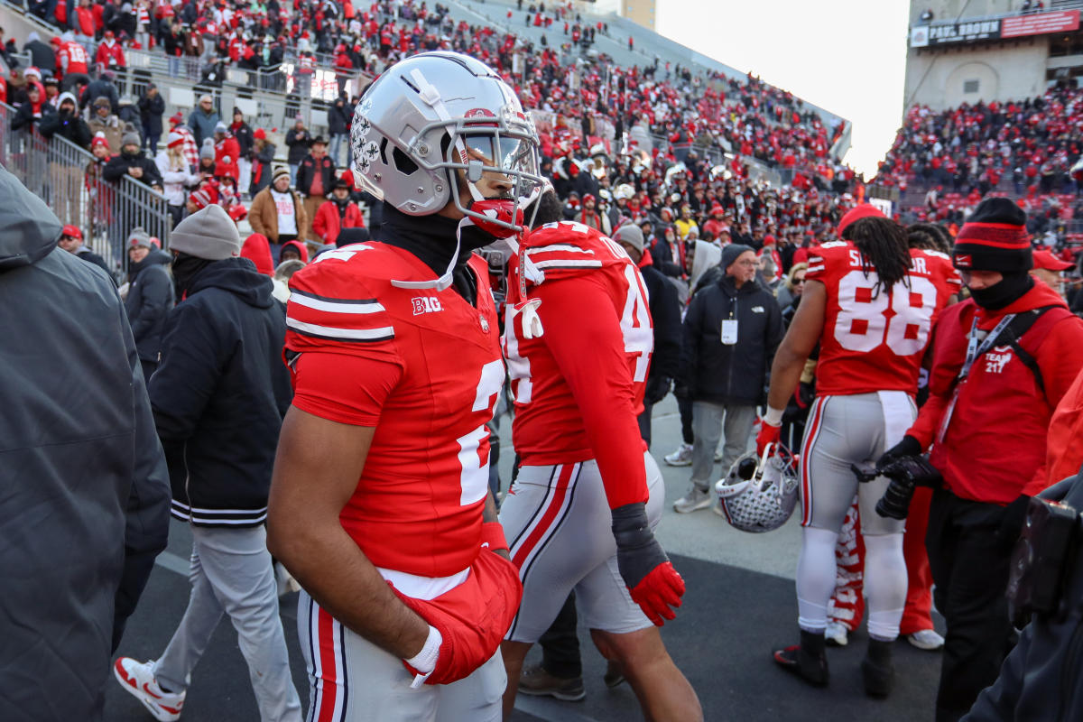 AP Top 25: Ohio State drops to No. 7 after loss to Michigan