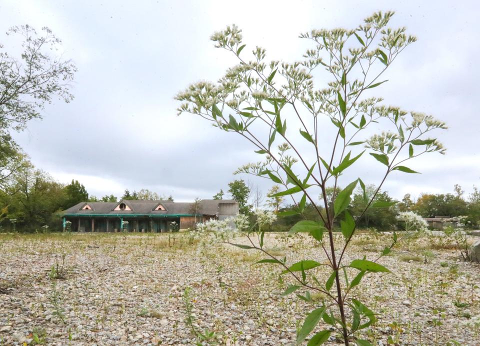 Aurora closes on purchase of Sea World, Geauga Lake properties for future park