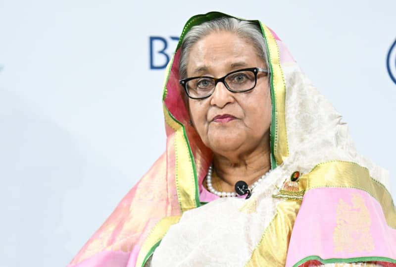 Bangladesh asks India for extradition of former prime minister