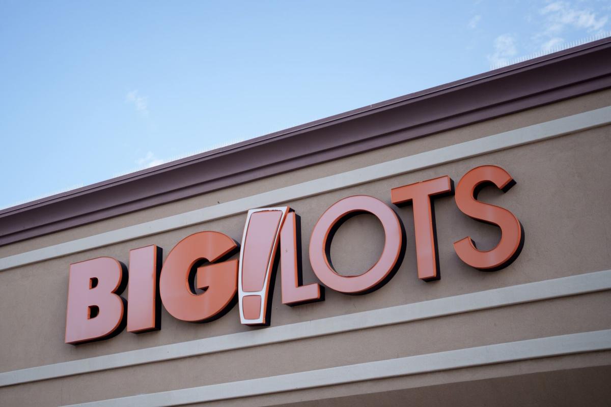 Big Lots Sale to Nexus Falls Apart, Plans to Close Business