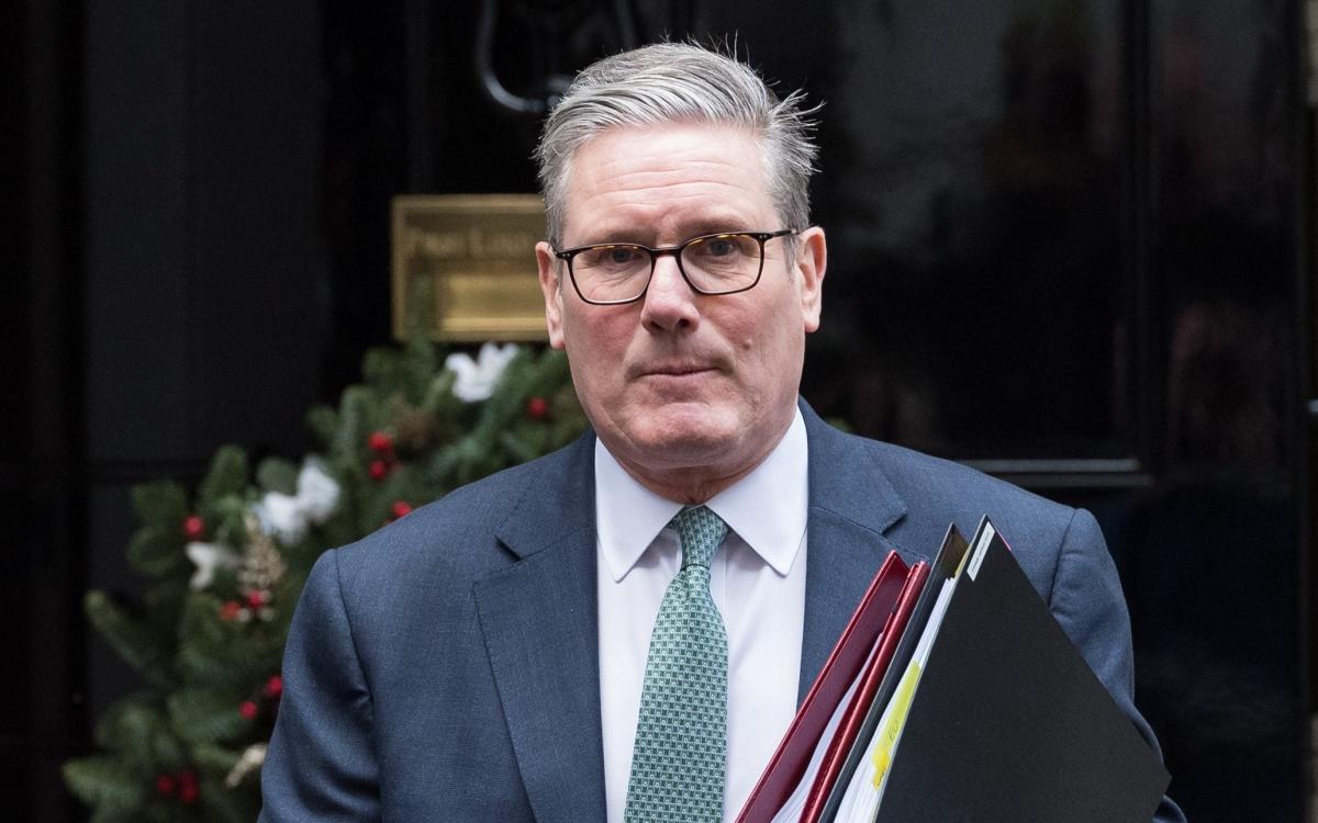 Britons believe 2025 will be worse than 2024 in blow for Starmer