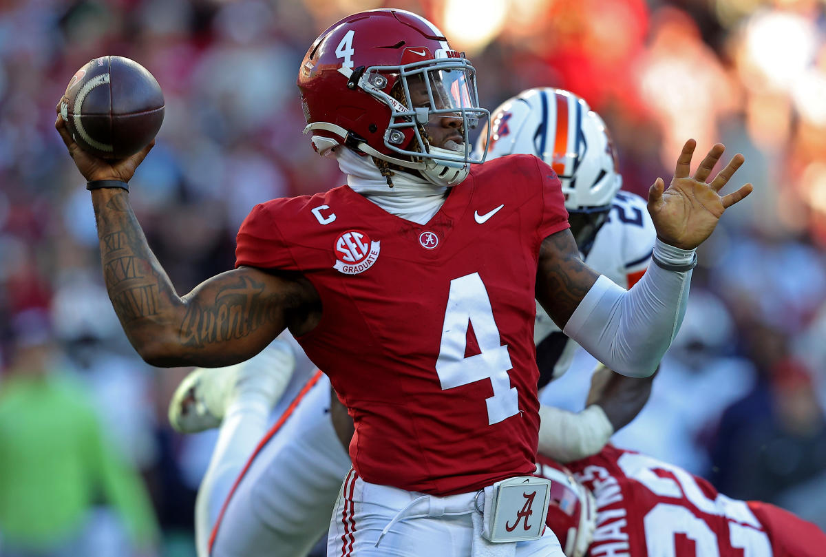 CFP penultimate ranks: 3-loss Alabama leaps 2-loss Miami