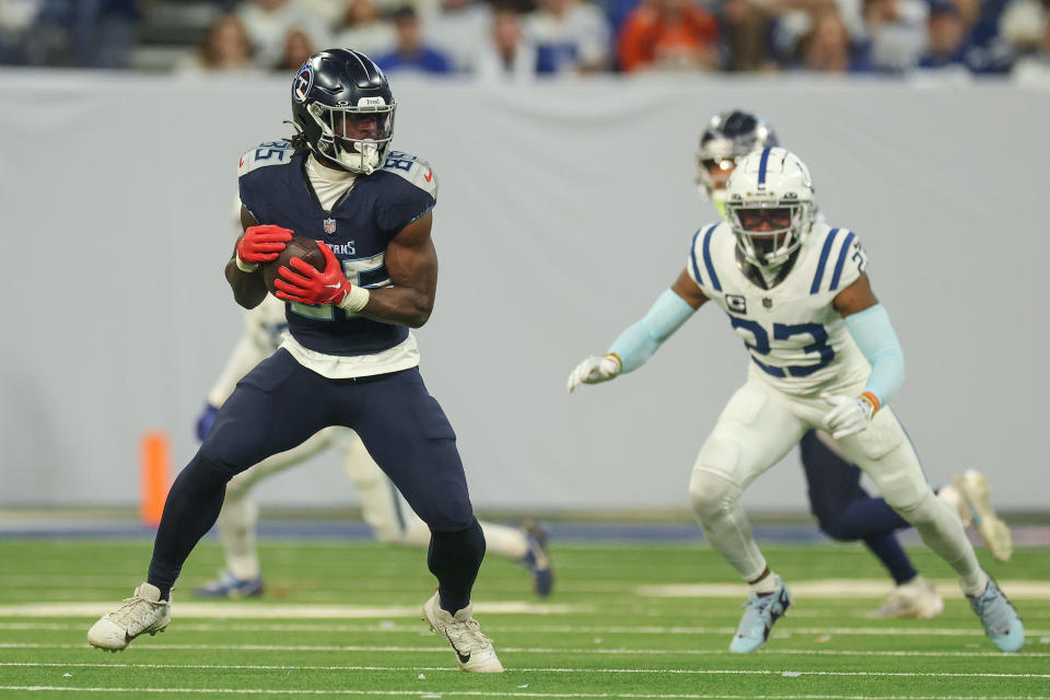 Fantasy Football: Week 17 sleepers to help stiff-arm your title competition