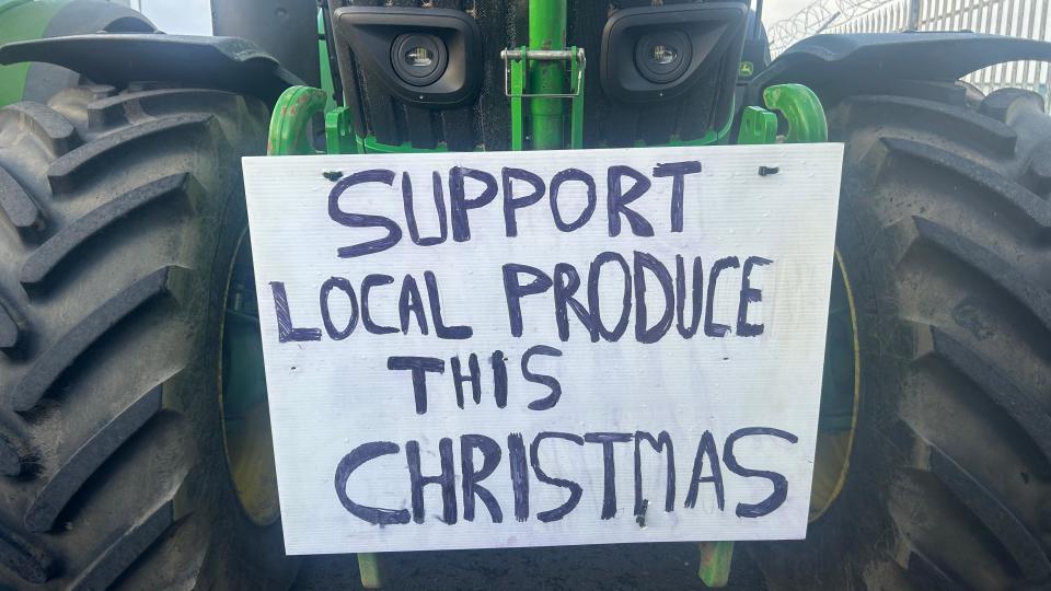 Farmers protest over Asda’s ‘exclusion of NI produce’