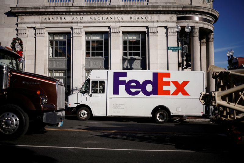 FedEx’s trucking spin-off plan to fortify core business, boost industry