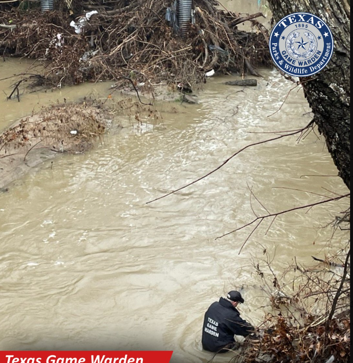 Girl still missing, father dead after SUV swept away in Texas floodwaters