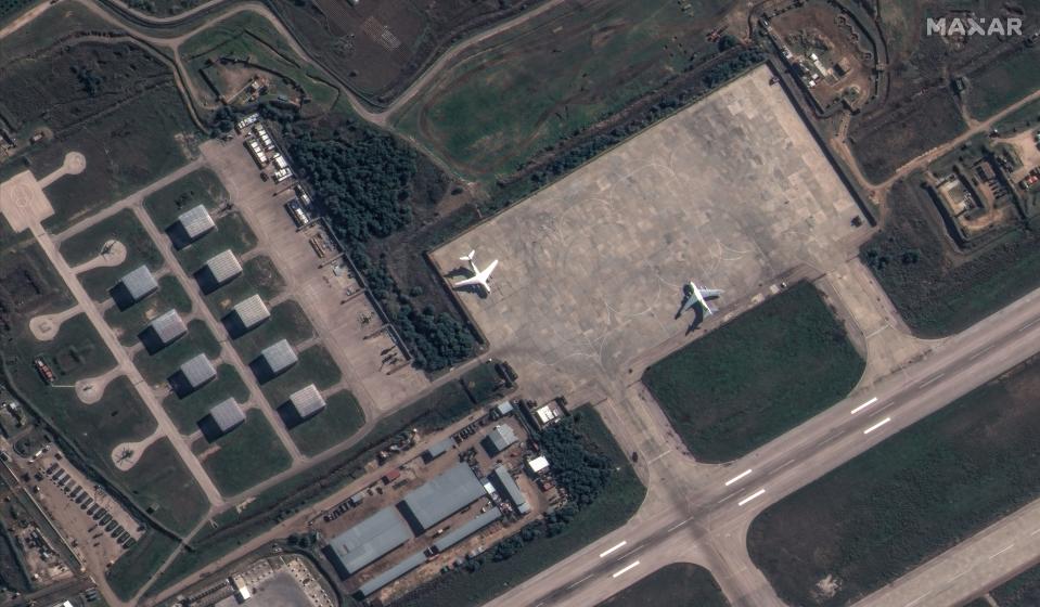 Here’s what we can see Russia’s warships and planes doing in new satellite images of Syria amid regime change