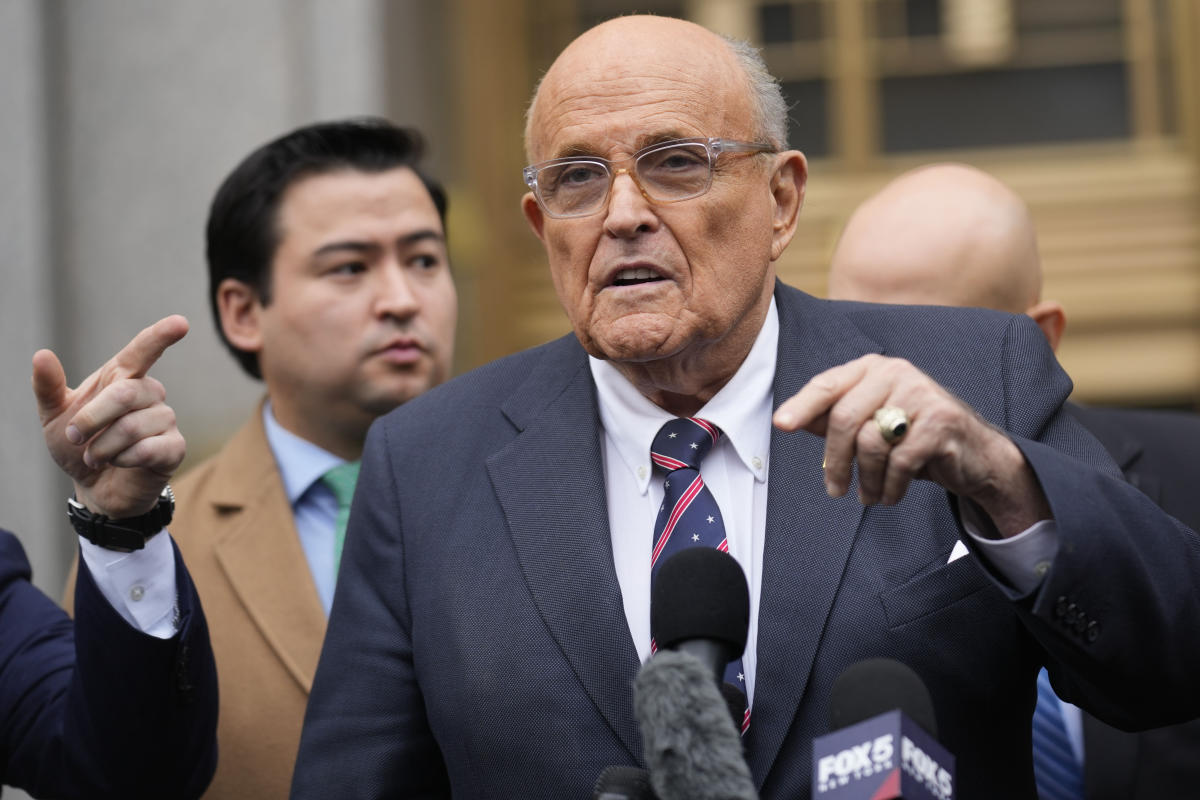 Judge signals that contempt hearing for Rudy Giuliani over his assets might not go well for him