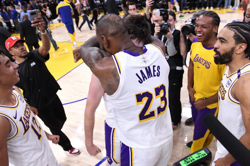 LeBron James defies his age once again in thrilling Lakers win over Warriors