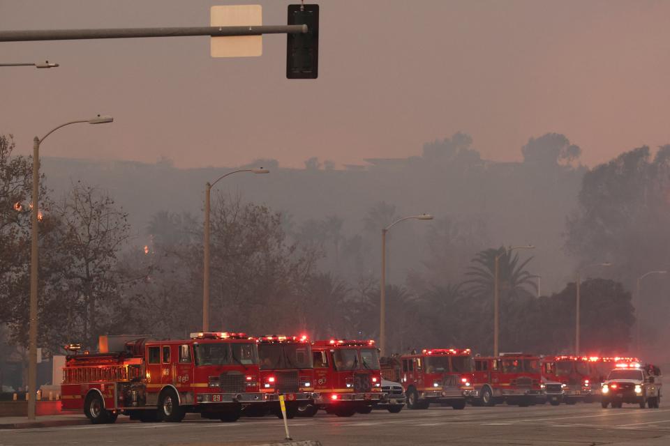 Malibu fire live updates: Franklin fire nearly triples in size with mass evacuations ordered