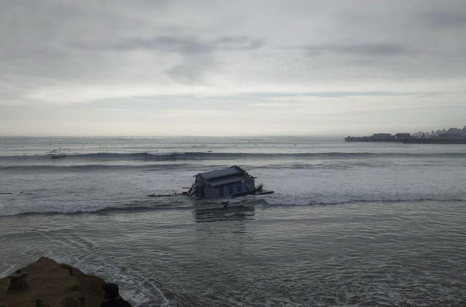 Santa Cruz wharf section collapses, sending 3 into sea as high surf slams California coast