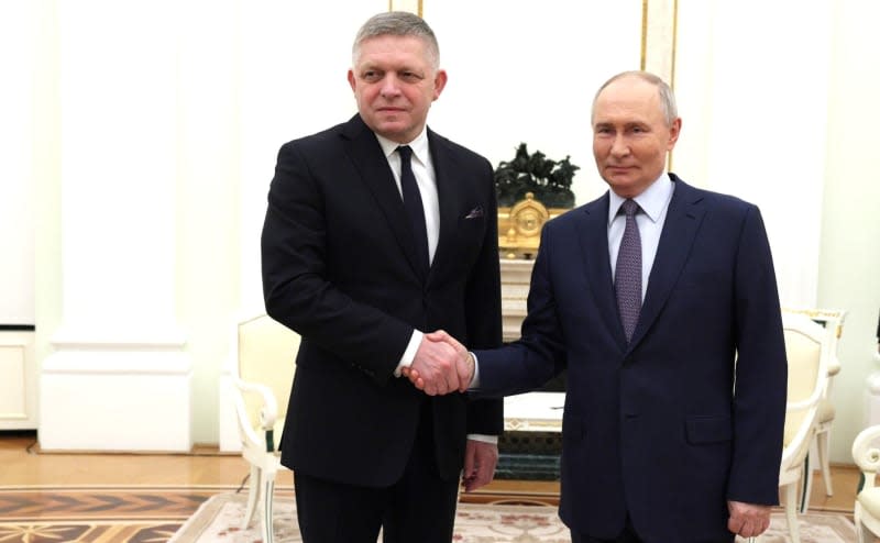 Slovakian leader meets with Putin in Moscow