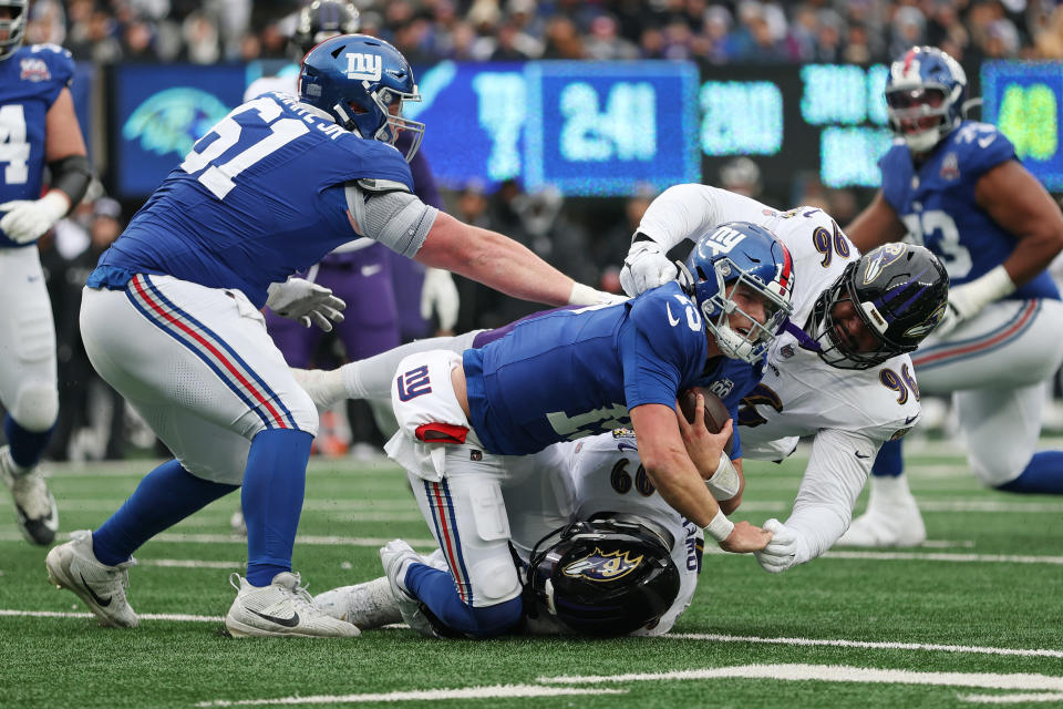 Tim Boyle replaces injured Tommy DeVito, leaving Giants down to their last active QB vs. Ravens