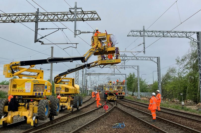 Train bosses issue travel warning after £100k power cable theft