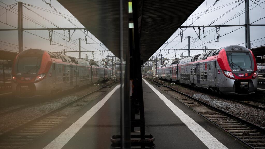 Train driver’s suicide led to disruption on lines between Paris and Lyon