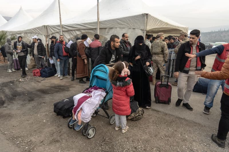 UNHCR calls for Syrians in exile not to be pressured to return home