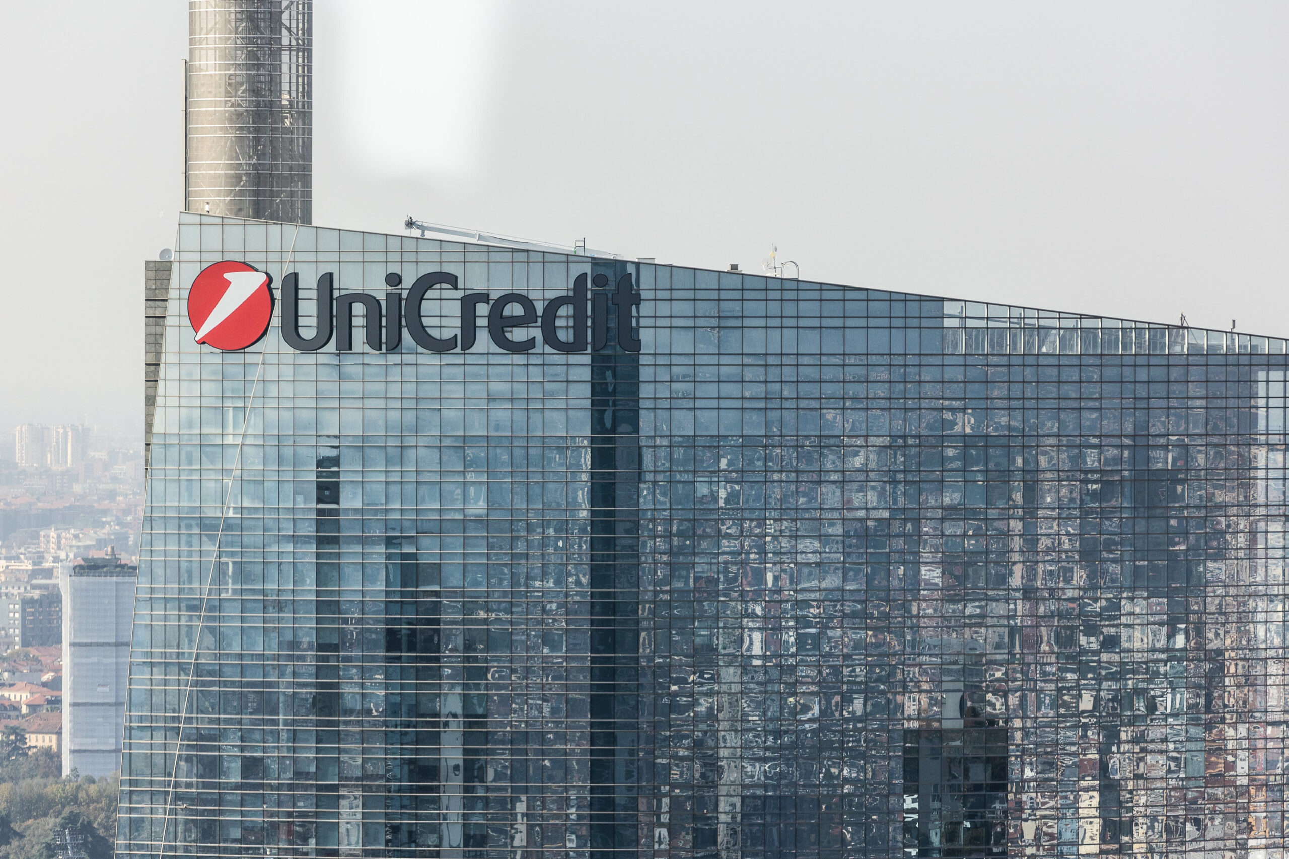 UniCredit raises stake in Commerzbank to 28% as Orcel ups ante on pursuit