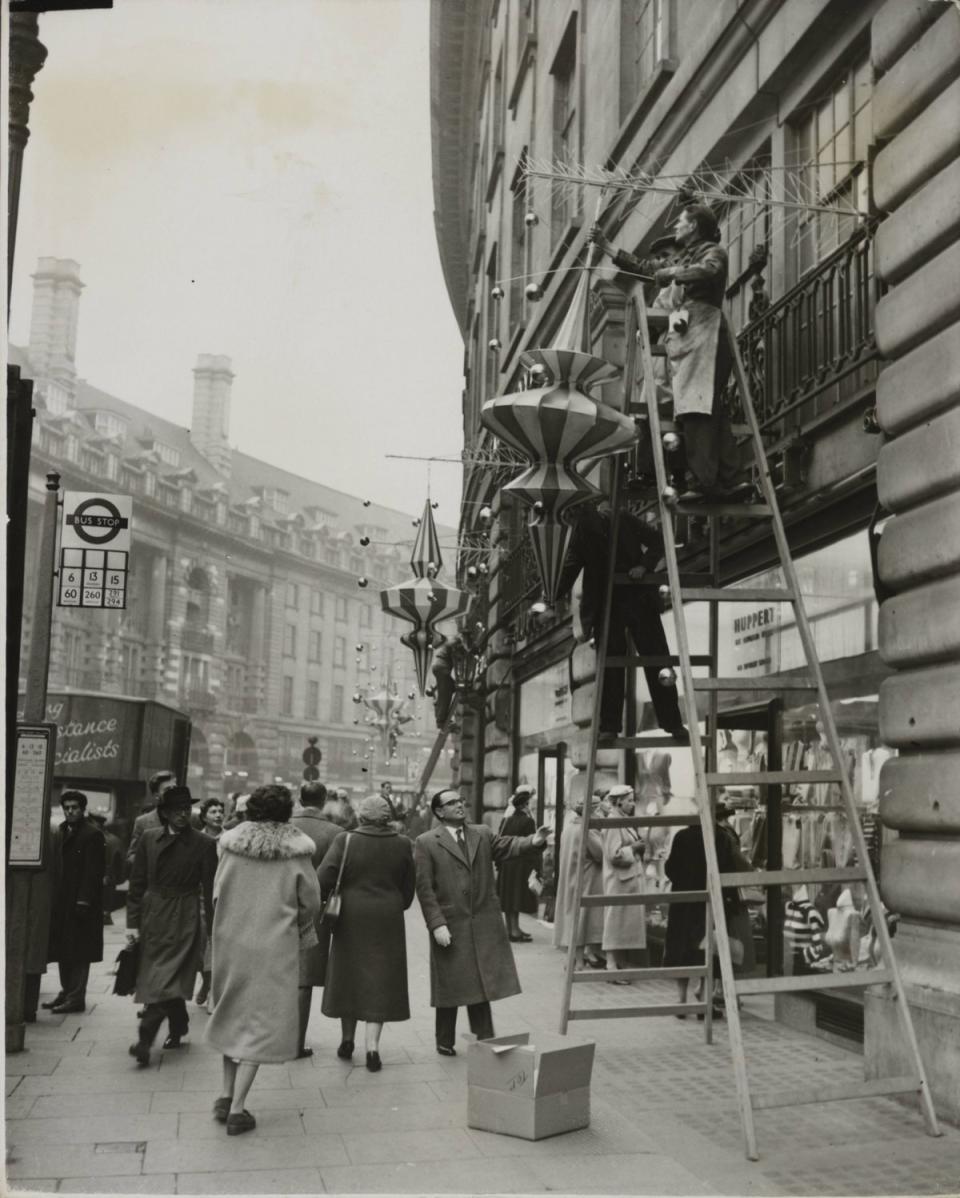 Vintage photos show how Londoners celebrated Christmas 100 years ago