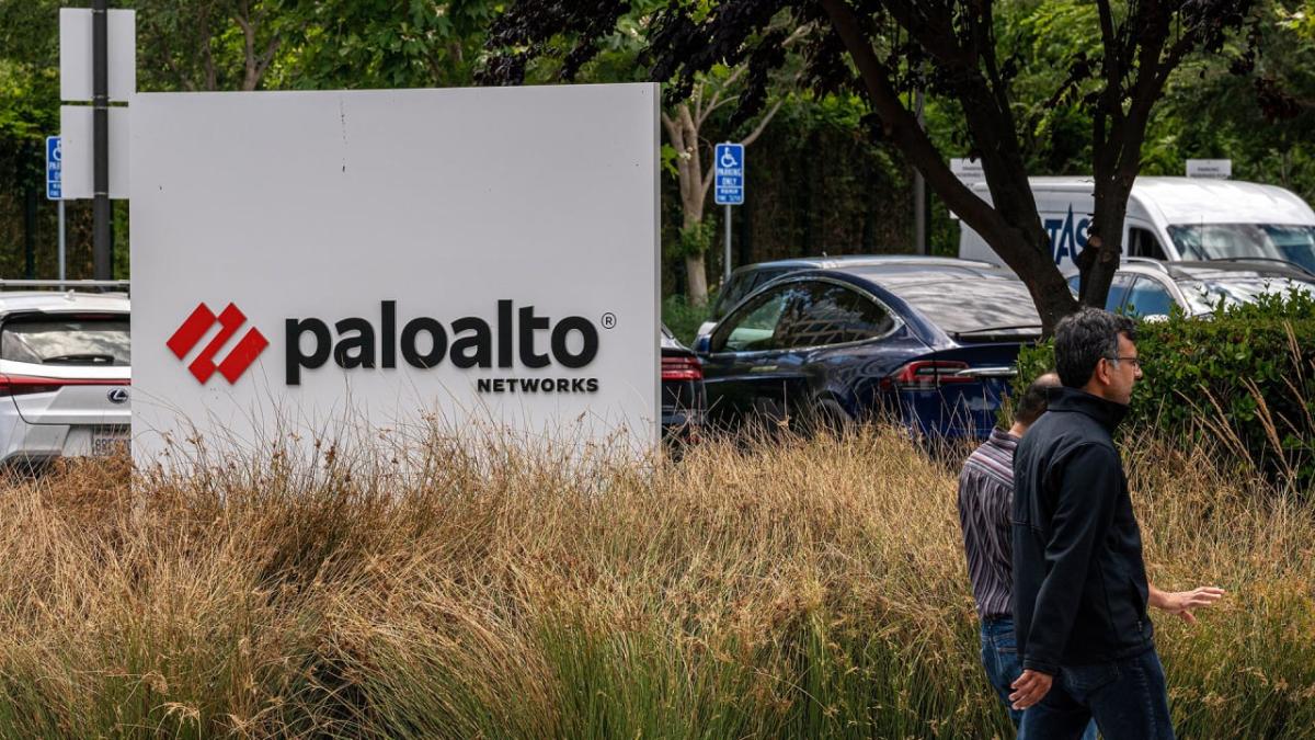 Why is Palo Alto Networks stock price so ‘low’ today? Don’t worry. It just split