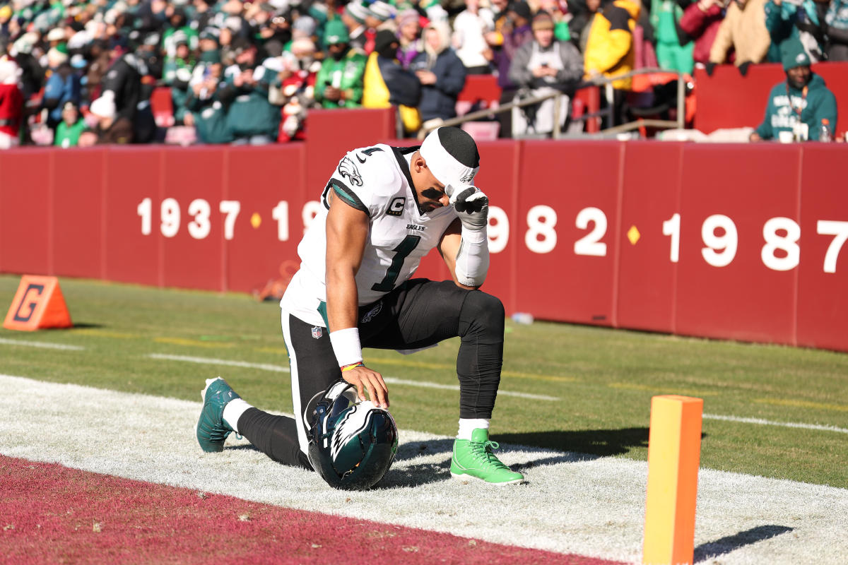 With Jalen Hurts’ health in question, Eagles need to worry about more than passing game